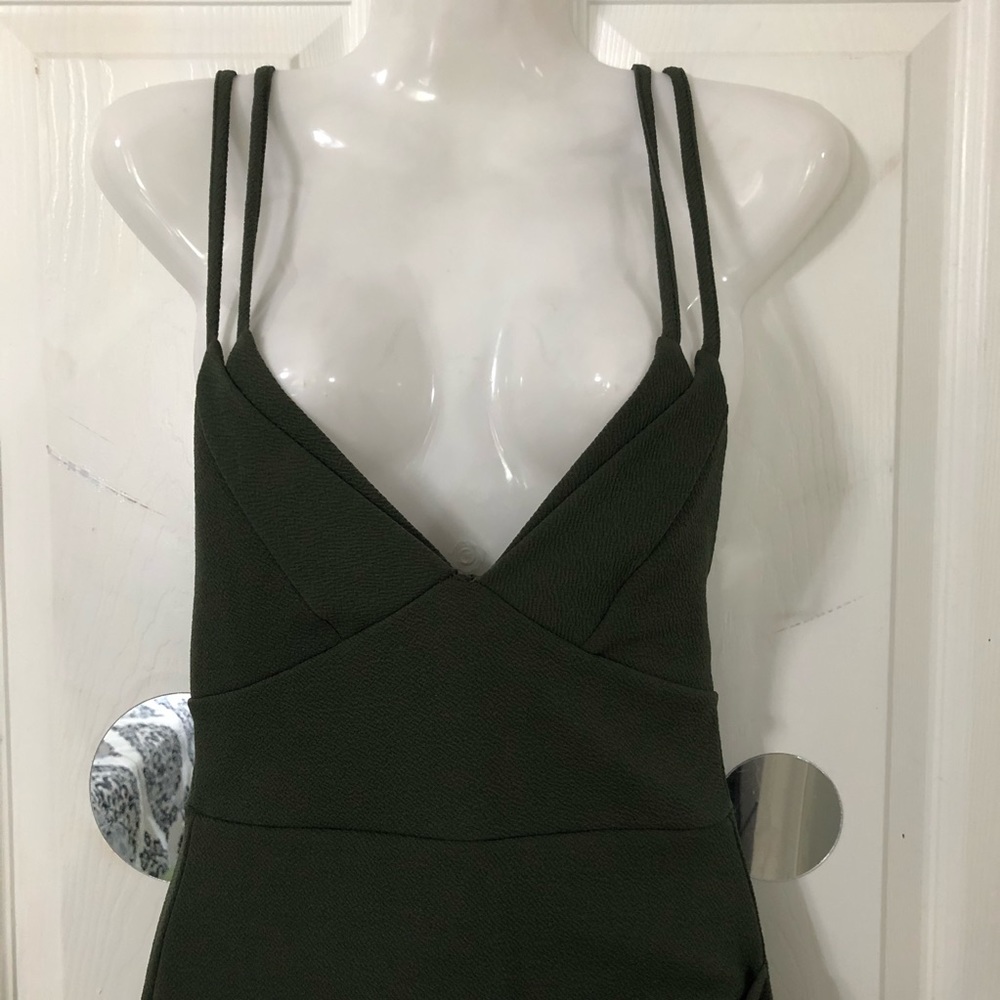 NWT PRETTY LITTLE THING Army Green Body Con Dress - Picture 6 of 7